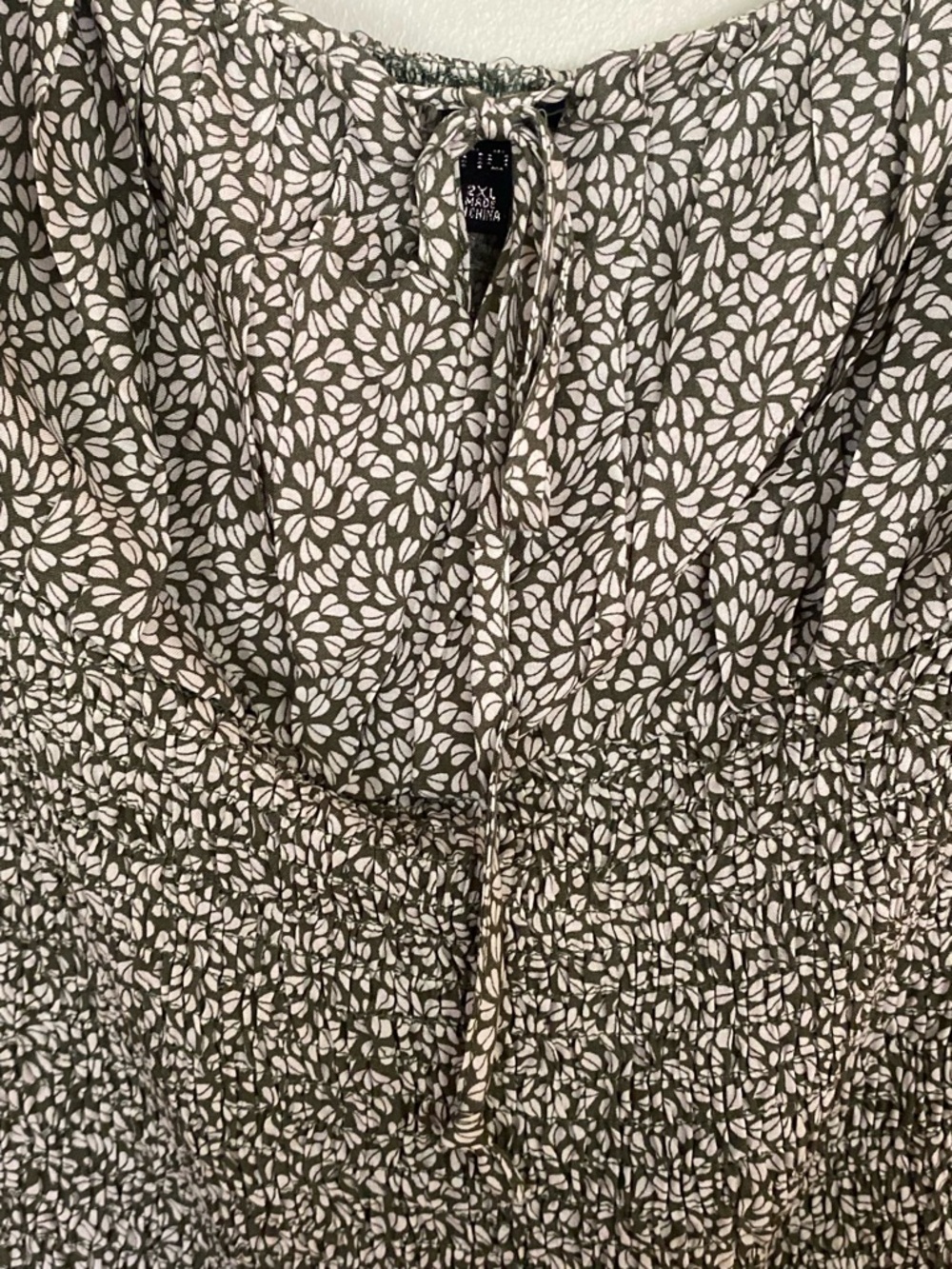 Zenobia Lot of 2 Floral Sleeveless Tops Blouses Womens Plus Size 2X Juniors NWT - Picture 11 of 14